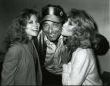 Joe Namath, Lander sisters 1981 NY.jpg